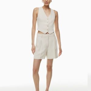 NWOT Aritzia Wilfred The Effortless Short™ Mid-Thigh - Crepette Short